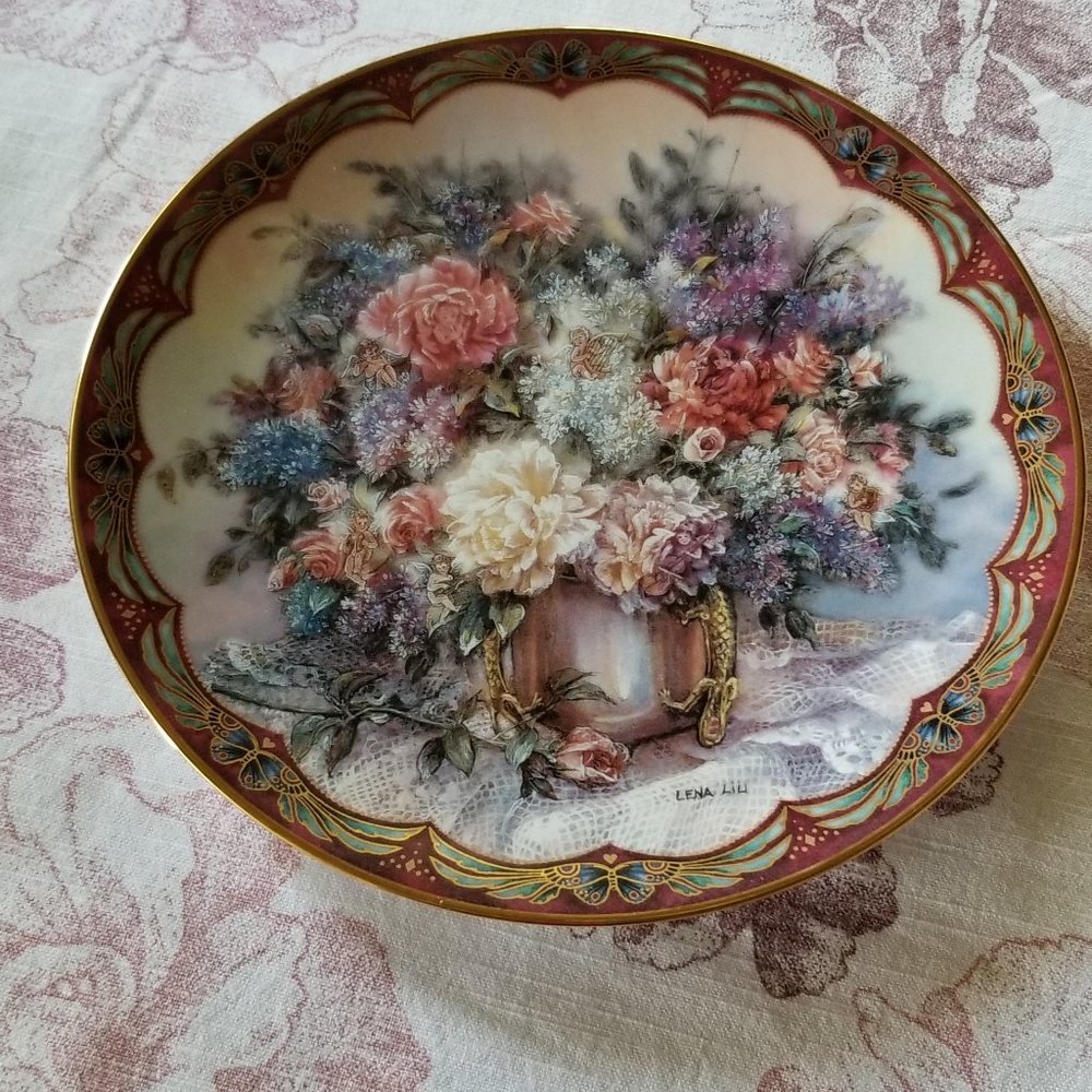 Decorative Plate by Lena Liu